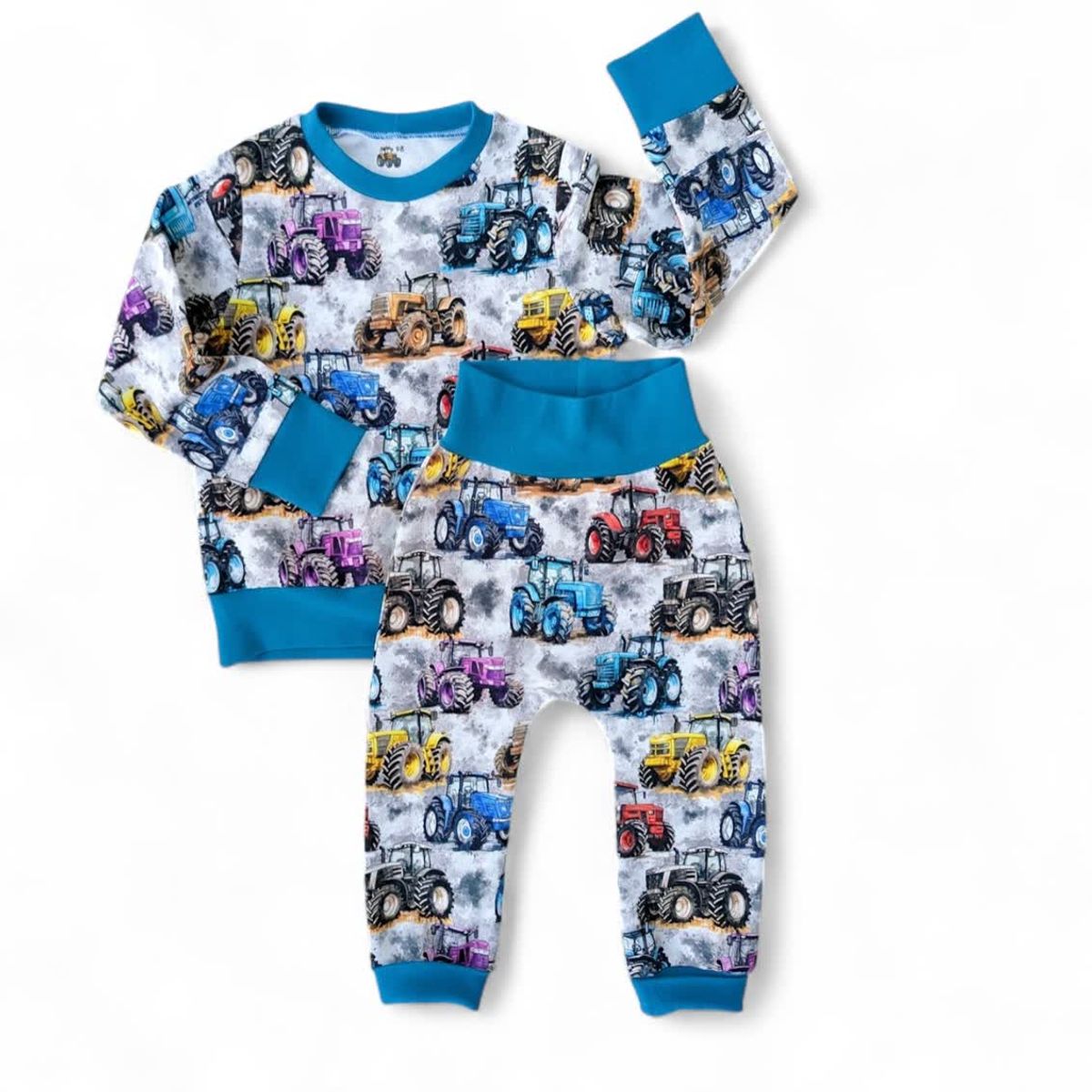 Genser Fargerike traktorer med blåpetrol ribb